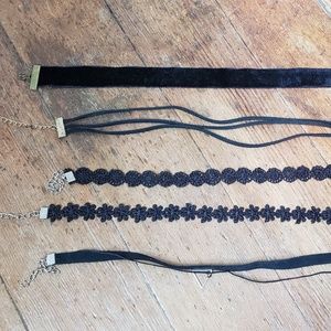 Forever 21 Choker Set